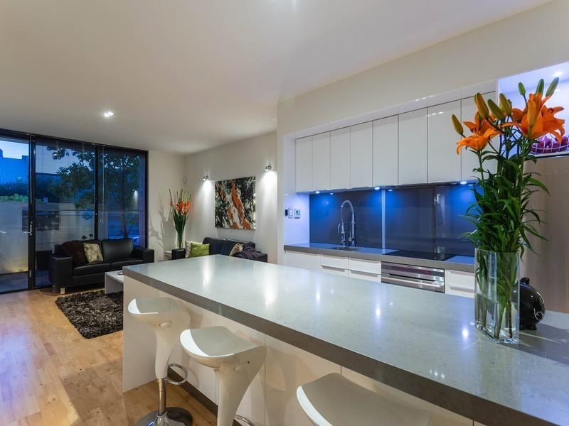 1/32 Kensington Street, East Perth WA 6004