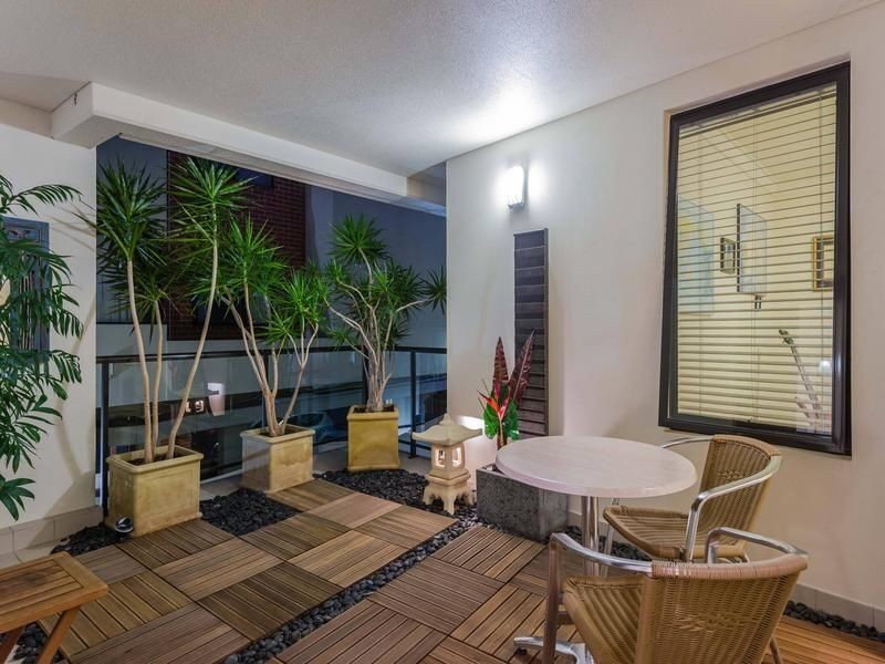 6/135 Royal Street, East Perth WA 6004