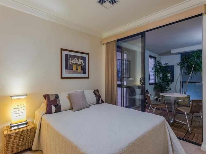 6/135 Royal Street, East Perth WA 6004