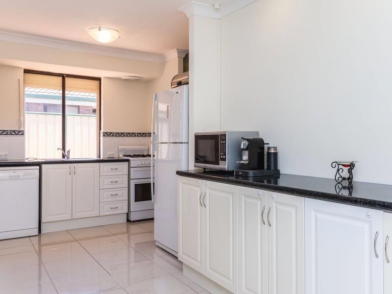 10 Wombat Road, High Wycombe WA 6057