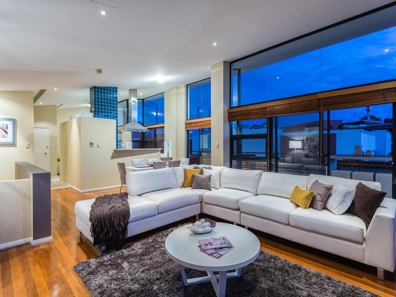 24/82 Royal Street, East Perth WA 6004