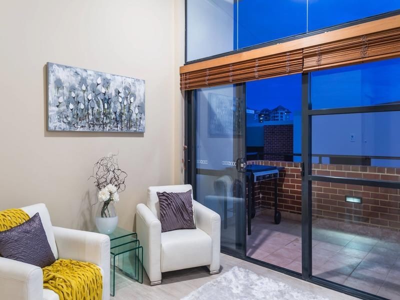 24/82 Royal Street, East Perth WA 6004