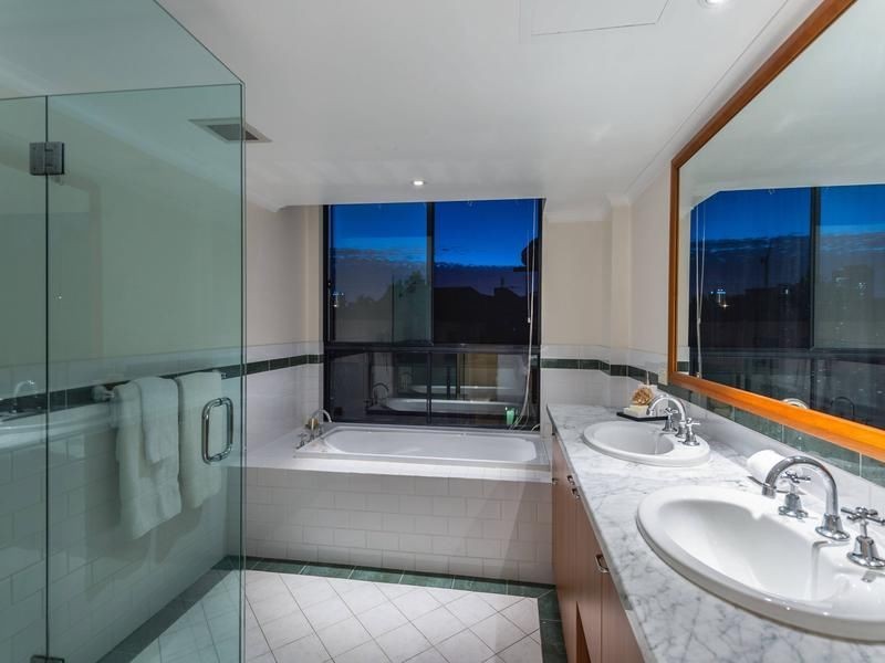 24/82 Royal Street, East Perth WA 6004