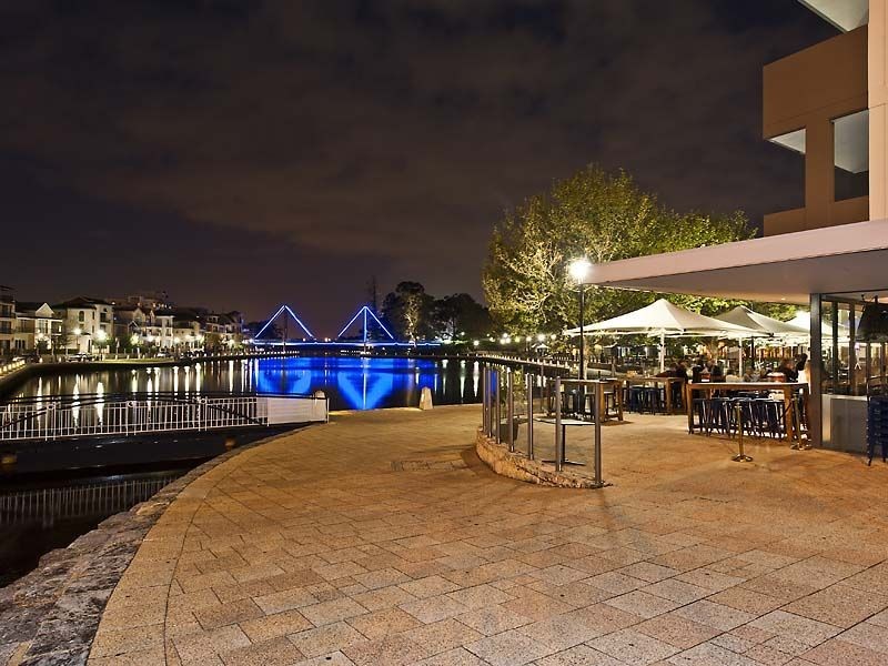 24/82 Royal Street, East Perth WA 6004