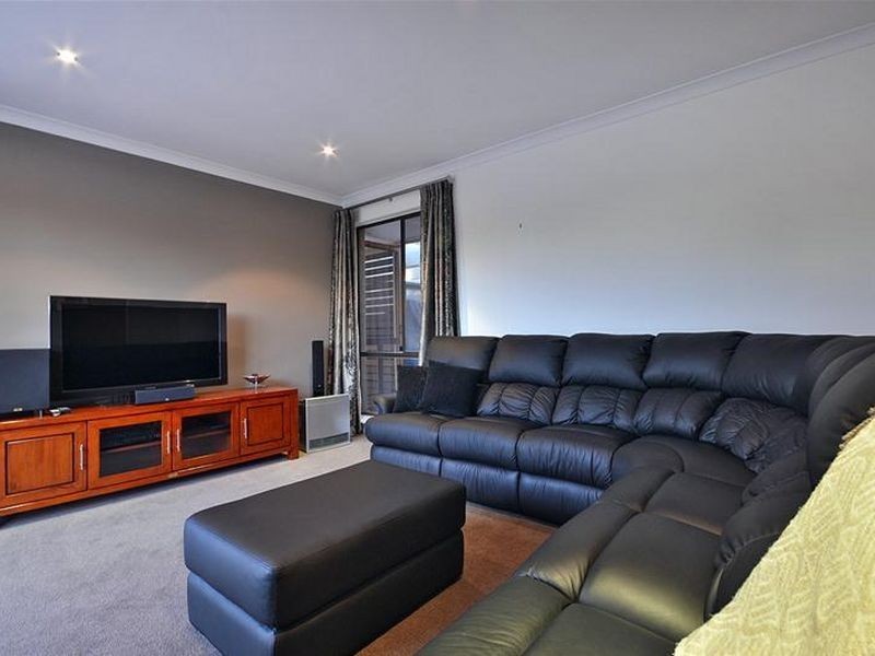 7 Emerald Way, Edgewater WA 6027