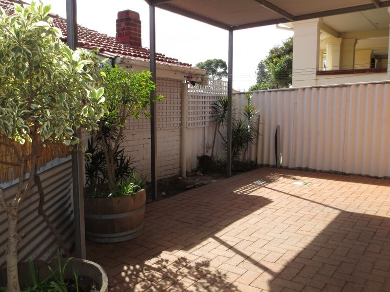 5A Third Avenue East, Maylands WA 6051