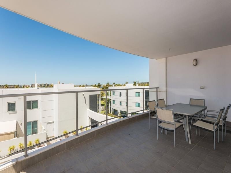 17/132 Terrace Road, Perth WA 6000