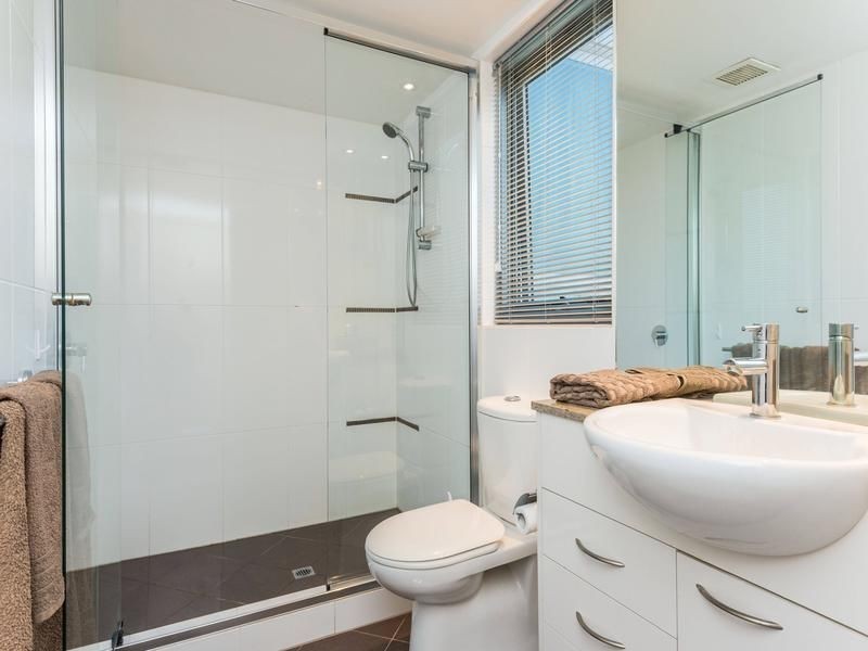 17/132 Terrace Road, Perth WA 6000