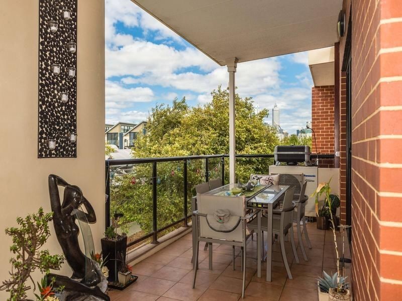 6/104 Brown Street, East Perth WA 6004