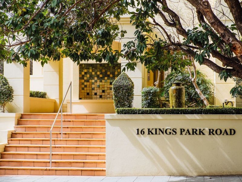 29/16 Kings Park Road, West Perth WA 6005