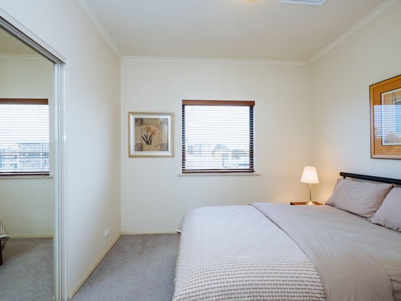 29/16 Kings Park Road, West Perth WA 6005