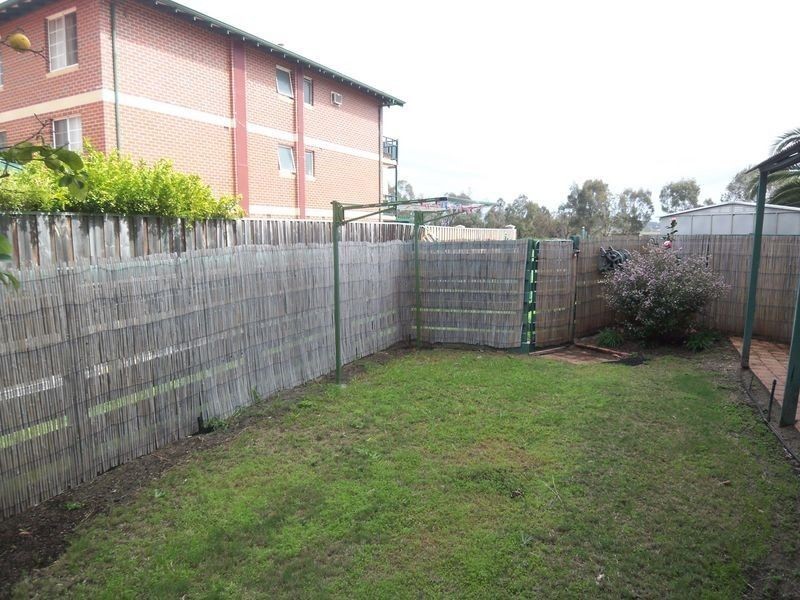 D6/25 Herdsman Parade, Wembley WA 6014