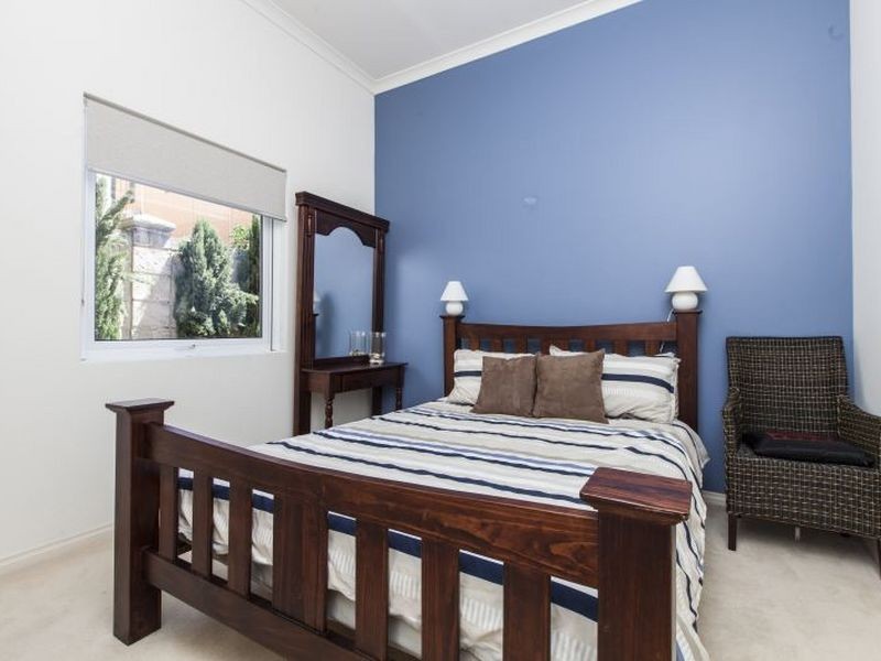 47 Haig Park Circle, East Perth WA 6004