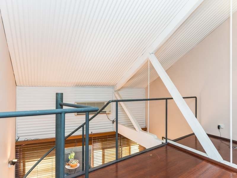 17 Little Brown Street, East Perth WA 6004