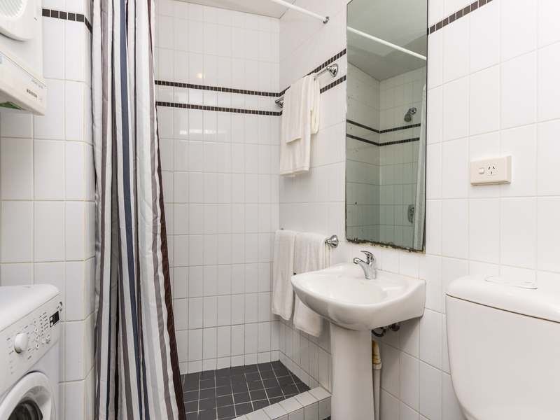 2 Little Brown Street, East Perth WA 6004