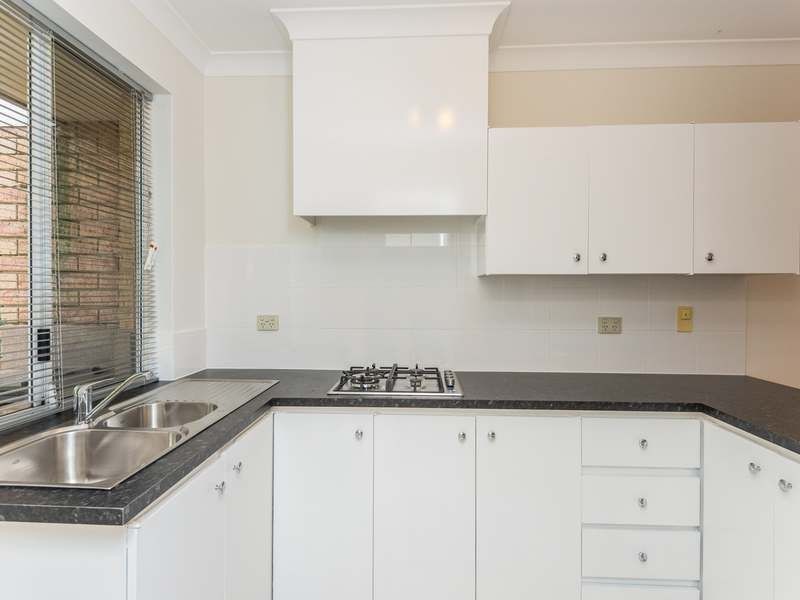 15/8 Newton Street, Bayswater WA 6053