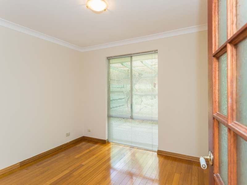 15/8 Newton Street, Bayswater WA 6053