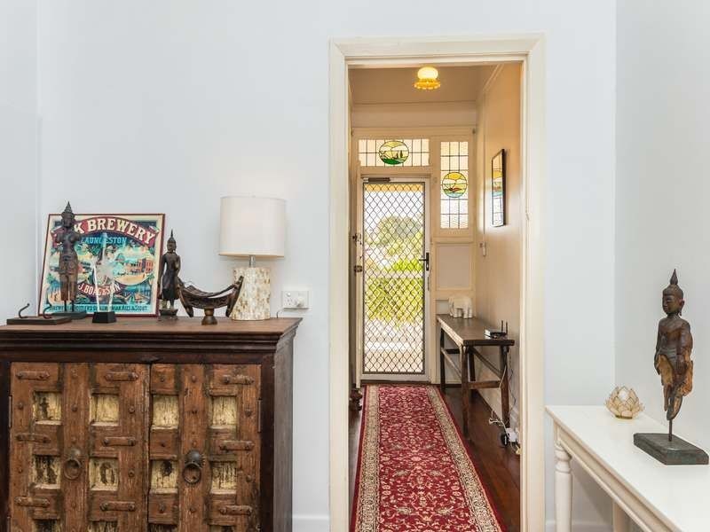 91 Kitchener Avenue, Victoria Park WA 6100