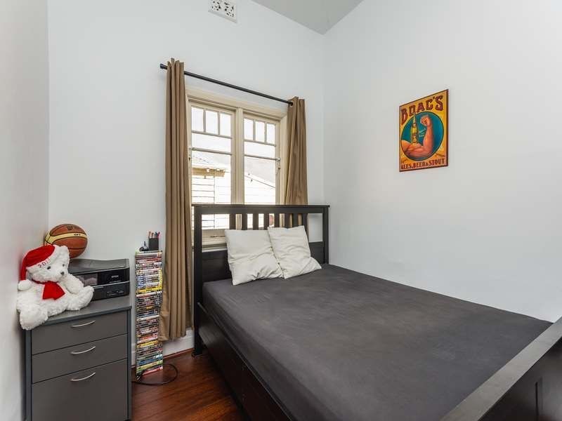 91 Kitchener Avenue, Victoria Park WA 6100