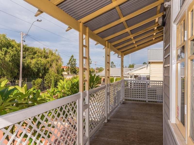 91 Kitchener Avenue, Victoria Park WA 6100