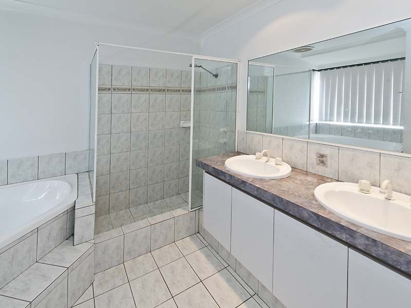 113 Torquata Boulevard, Helena Valley WA 6056