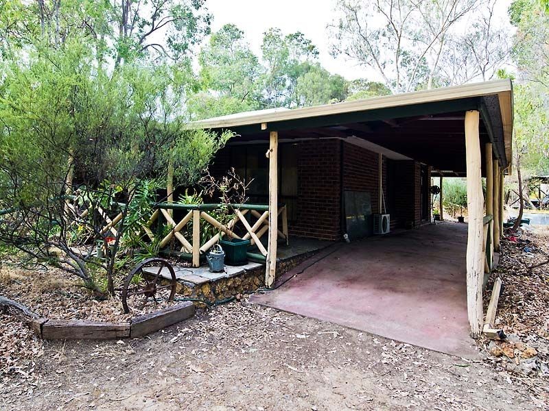 22 Campbell Way, Parkerville WA 6081