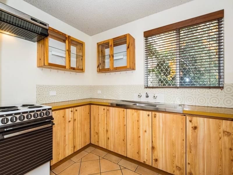 2/25 Renwick Street, South Perth WA 6151