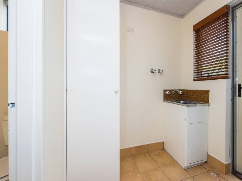 2/25 Renwick Street, South Perth WA 6151