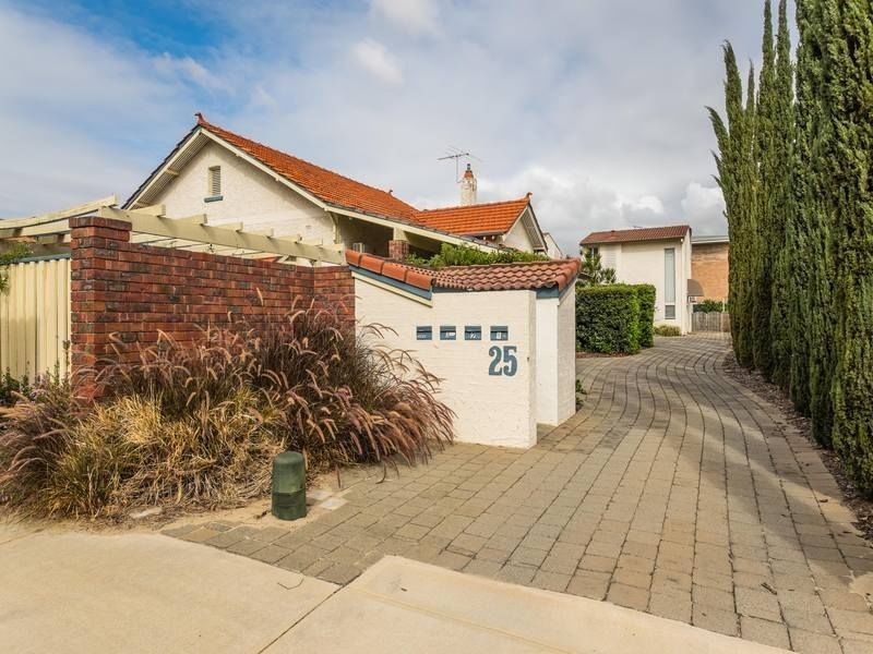 2/25 Renwick Street, South Perth WA 6151