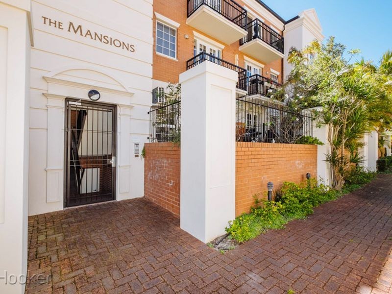 2/19 Little Shenton Lane, Northbridge WA 6003