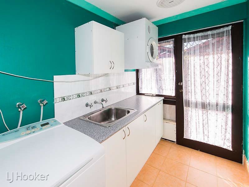 5 Marlock Court, Forrestfield WA 6058