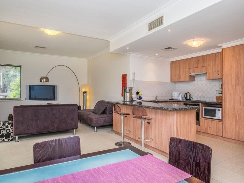 4/40 Victory Terrace, East Perth WA 6004