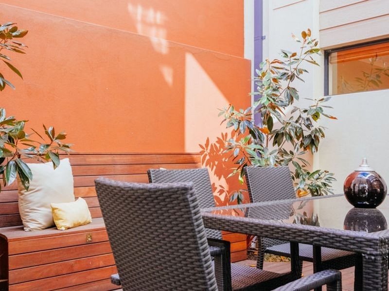 4 Flagstaff Lane, East Perth WA 6004