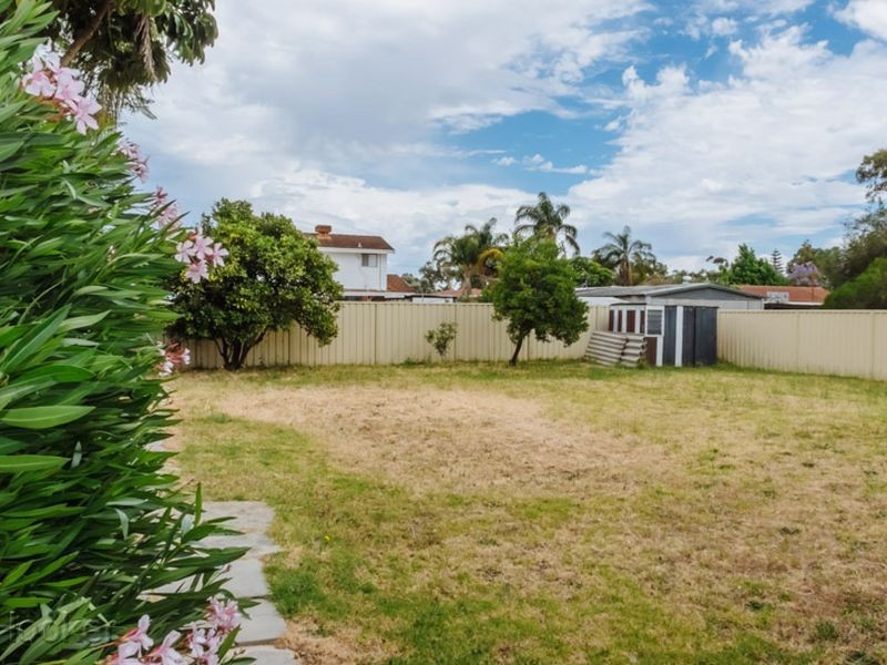 22 Birchington Street, Beckenham WA 6107