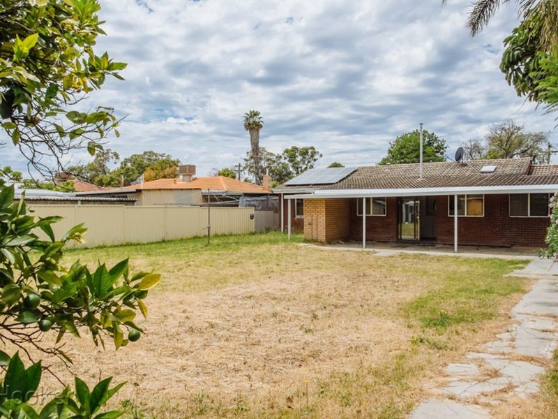 22 Birchington Street, Beckenham WA 6107