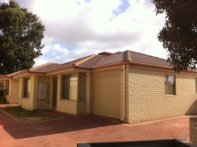 1/24 Eastdene Circle, Nollamara WA 6061