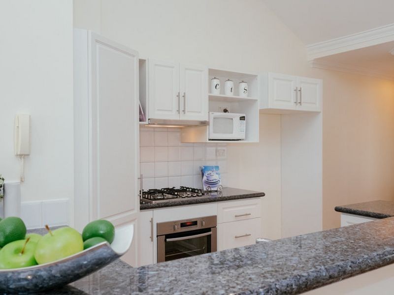 6/16-28 Waterloo Crescent, East Perth WA 6004