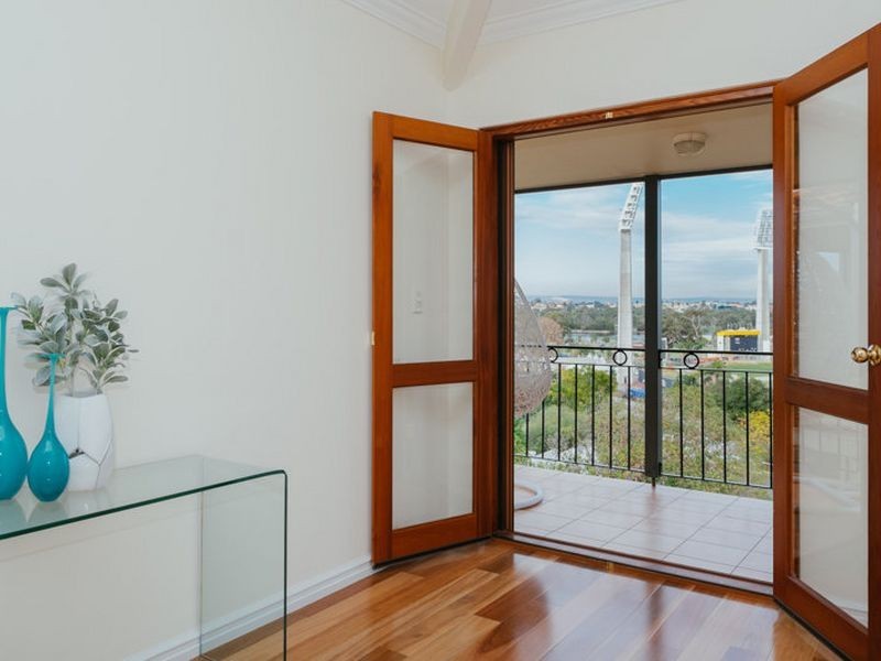 6/16-28 Waterloo Crescent, East Perth WA 6004