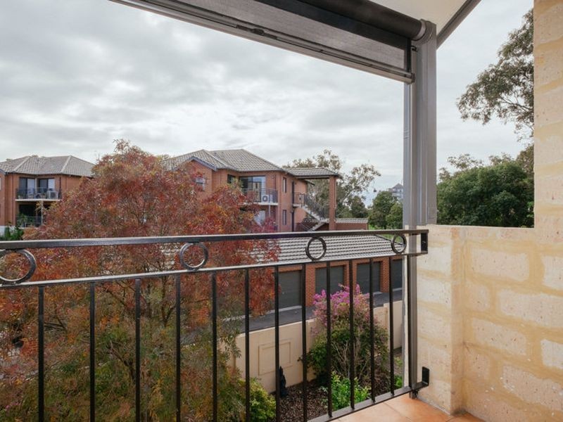 6/16-28 Waterloo Crescent, East Perth WA 6004