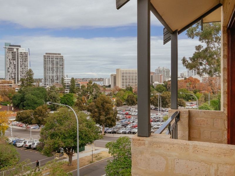 6/16-28 Waterloo Crescent, East Perth WA 6004
