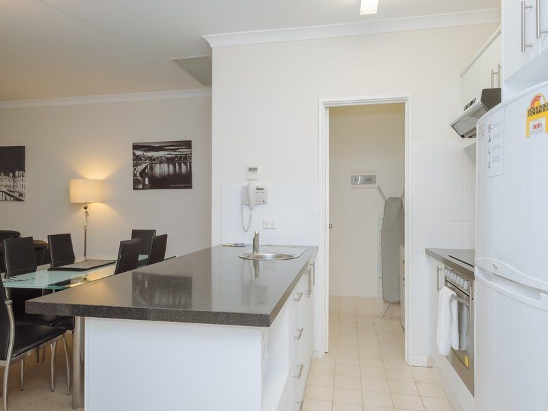 38/11 Regal Place, East Perth WA 6004