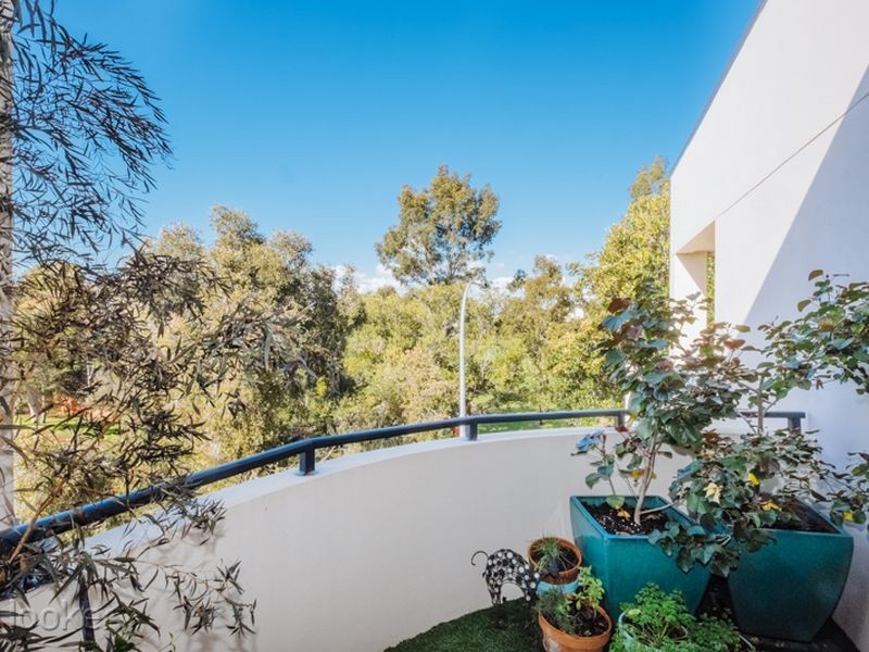 27/121 Hill Street, East Perth WA 6004