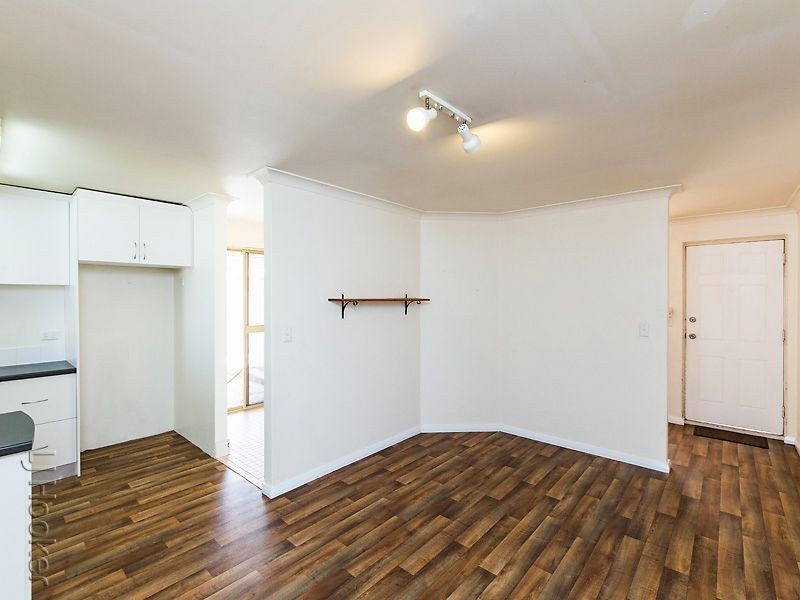 17 Trevallyn Gardens, South Lake WA 6164