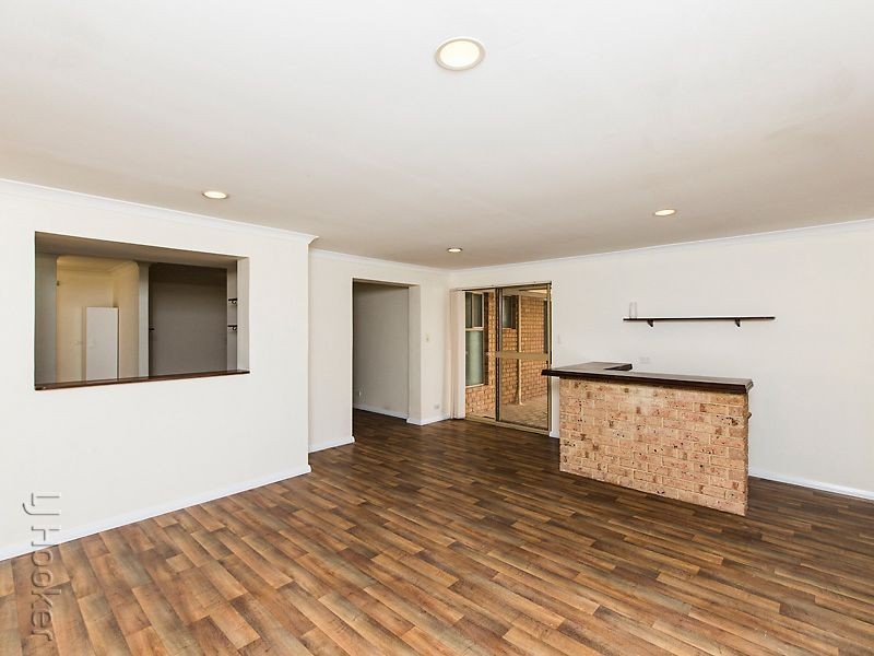 17 Trevallyn Gardens, South Lake WA 6164