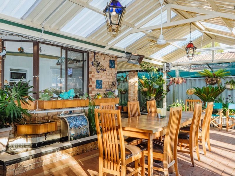 6 Coachwood Gardens, Ballajura WA 6066