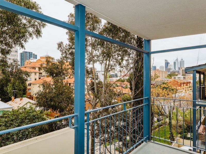 25/40 Wellington Street, East Perth WA 6004