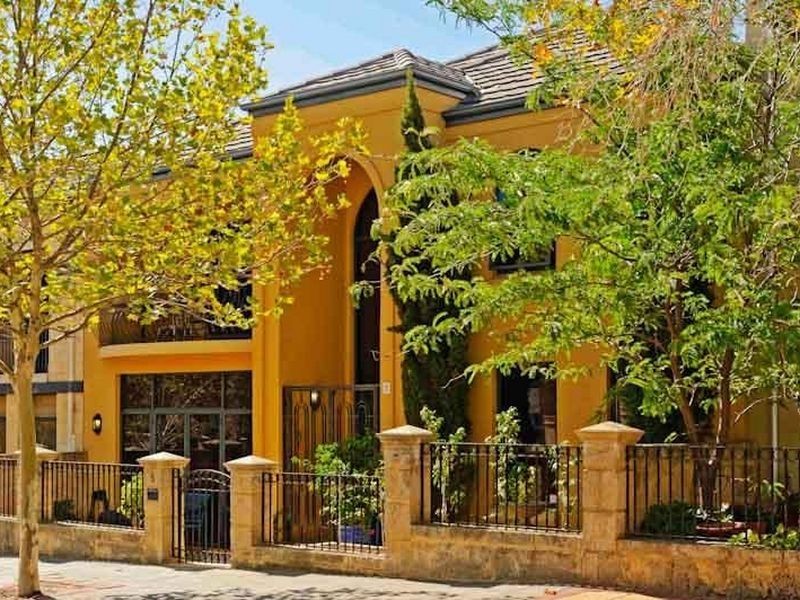 5 Haig Park Circle, East Perth WA 6004