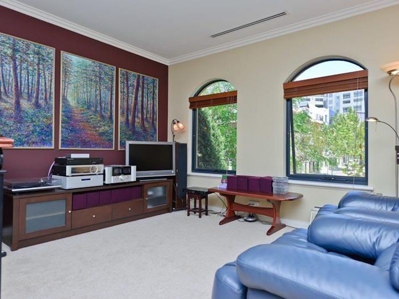 5 Haig Park Circle, East Perth WA 6004