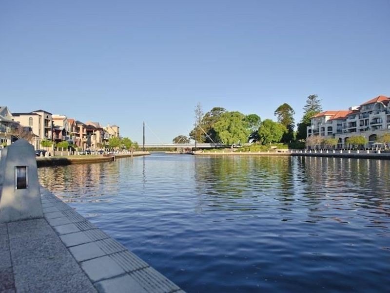 5 Haig Park Circle, East Perth WA 6004