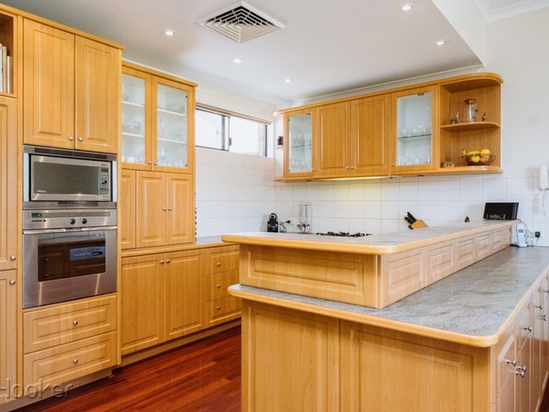 8 Jewell Lane, East Perth WA 6004